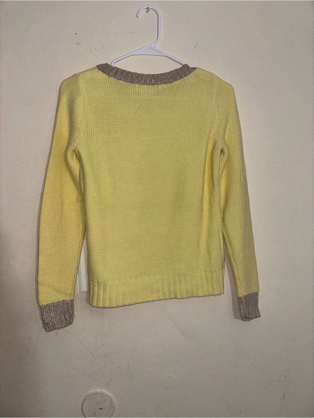 Banana Republic Crew Neck
Yellow Sweater Size S - Picture 2 of 8